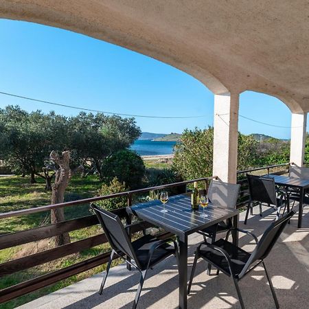 Beachfront Apartment Lostura Turanj Εξωτερικό φωτογραφία