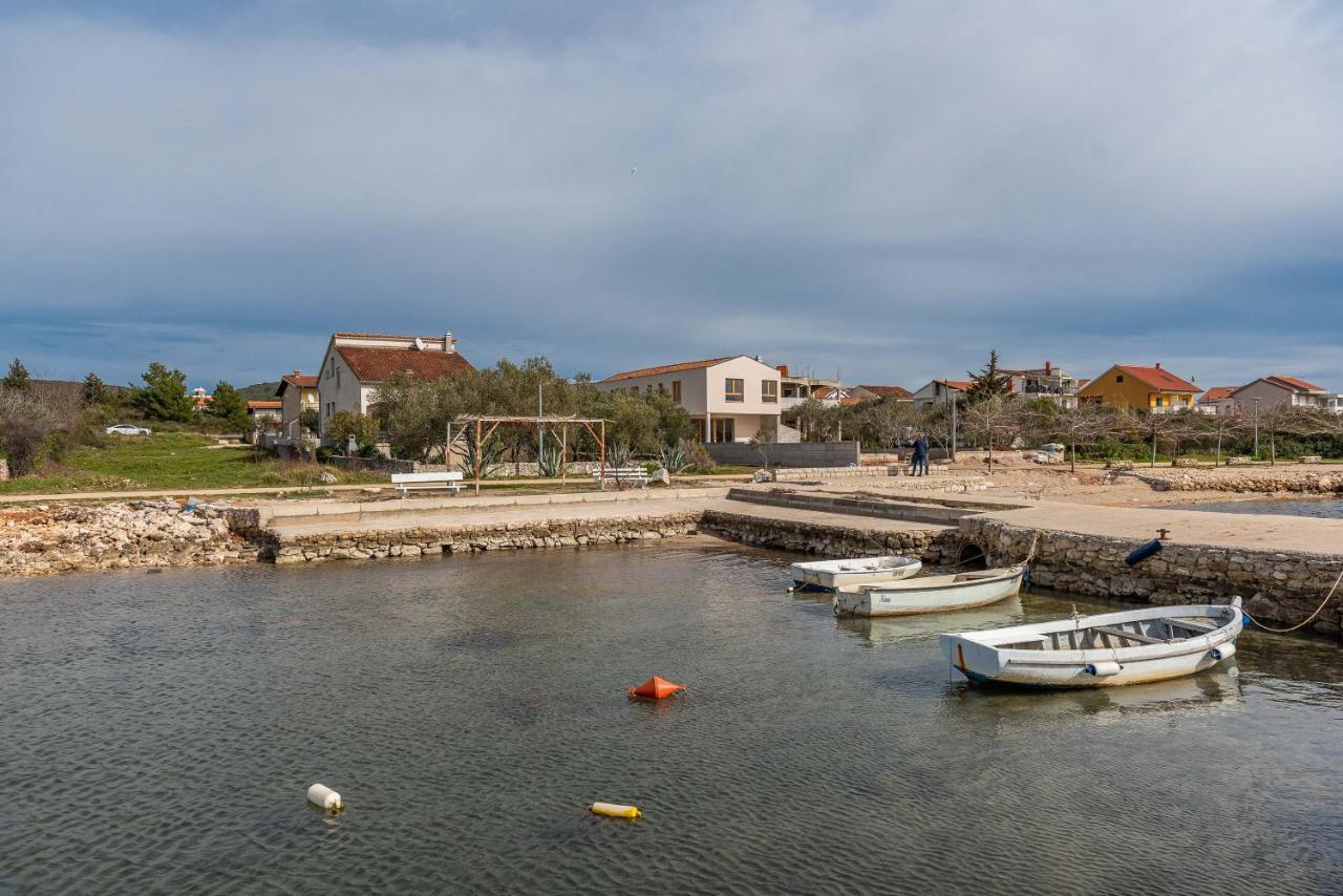 Beachfront Apartment Lostura Turanj Εξωτερικό φωτογραφία